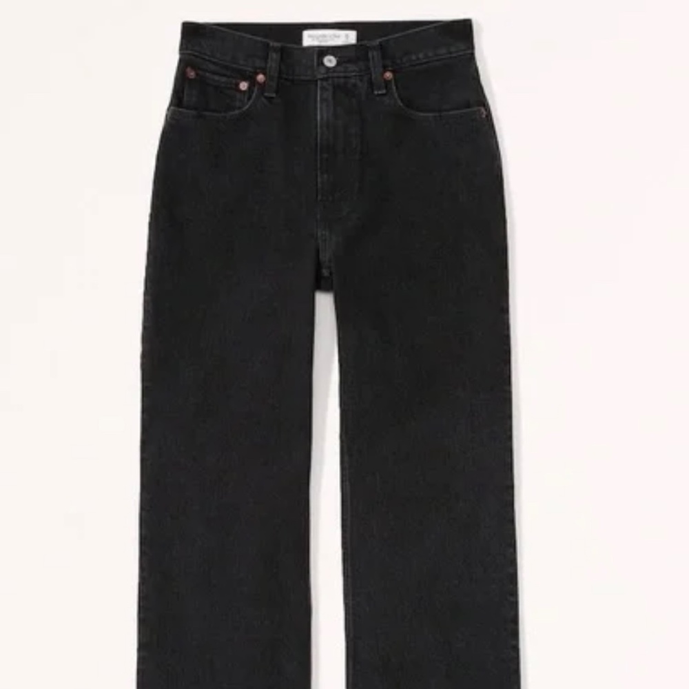Abercrombie The 90’s relaxed Jean high rise